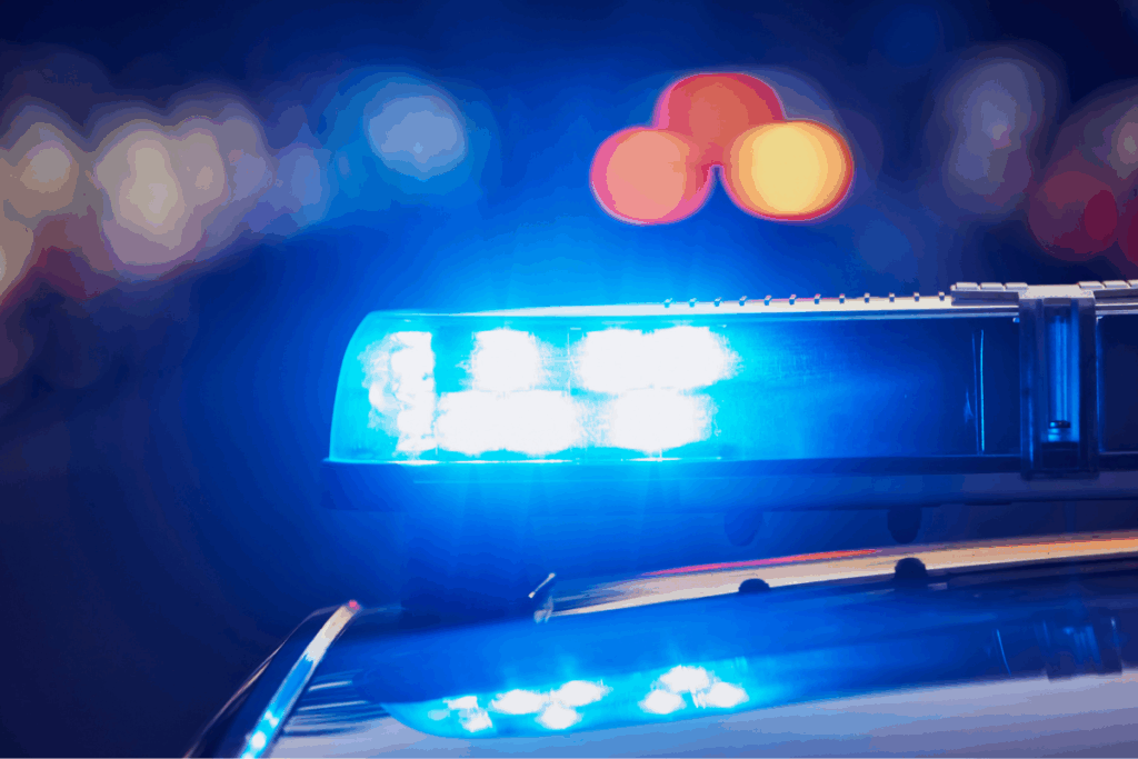 Nowe przepisy drogowe 2025 więzienie za prędkość, surowe kary za wyścigi i driftowanie (+ pełny taryfikator)